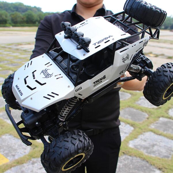 1:12 Large Scale 4WD Four-wheel Drive Alloy Vehicle Stunt Climbing Drift Remote Control Off-Road Car - Image 2
