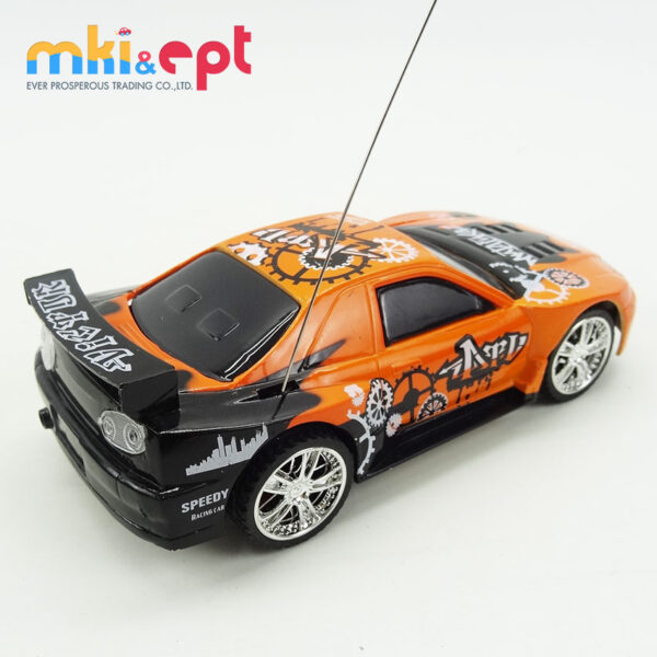 1:24 Mini Powerful Electronic RC Four-Channel Drift Car - Image 8